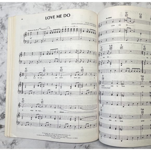 The Best Of The Beatles 25 Greatest Hits Songbook Sheet Music Piano Vocal Guitar - Picture 7 of 7